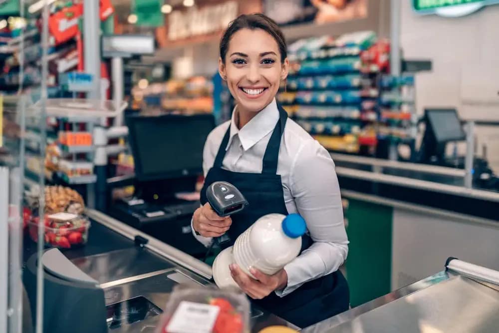 ¿Cómo emprender tu negocio con góndolas?